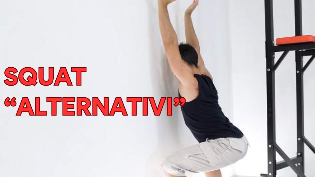 Squat "alternativi" che rinforzano le gambe e sboccano la schiena
